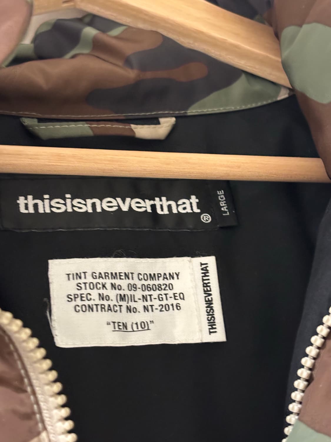 디스이즈네버댓 TINT Puffy 자켓 16ss 상품이미지3