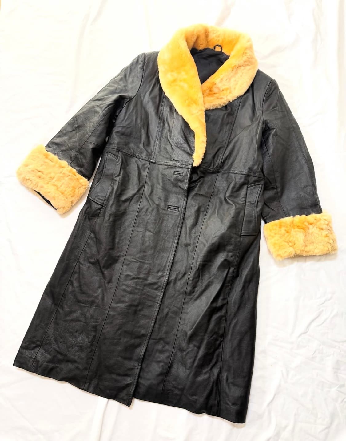 퍼 트림 레더 코트 상품이미지1