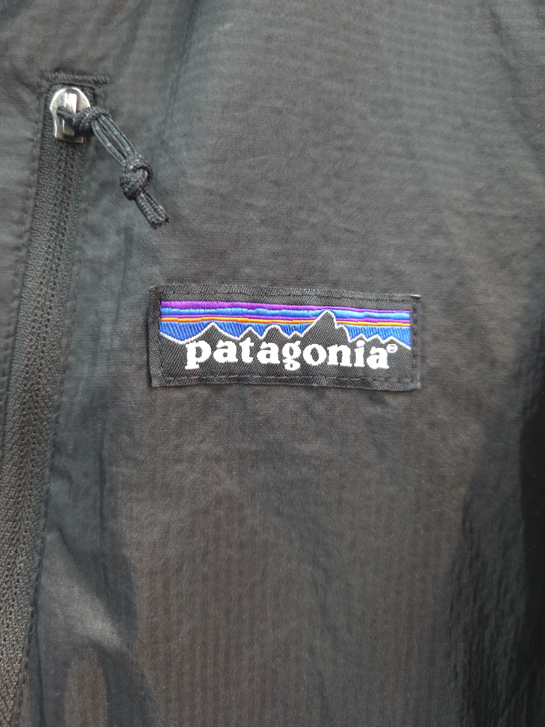 L 파타고니아 후디니 후드 바람막이 블랙 상품이미지3