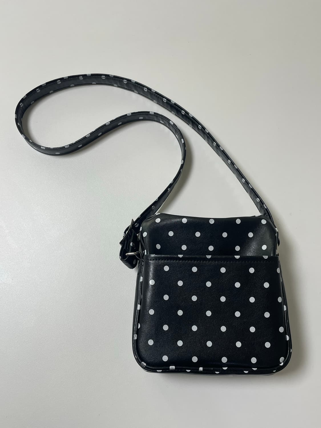 꼼데가르송 걸 도트 크로스백 상품이미지2
