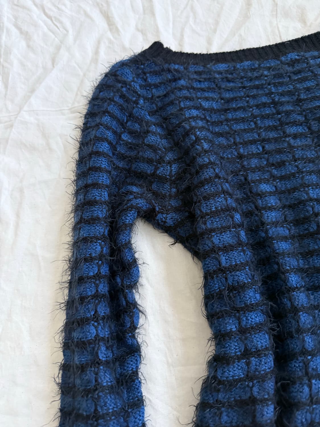 세실맥비 딥블루 캐캐체 나나 펑크 니트 상품이미지6