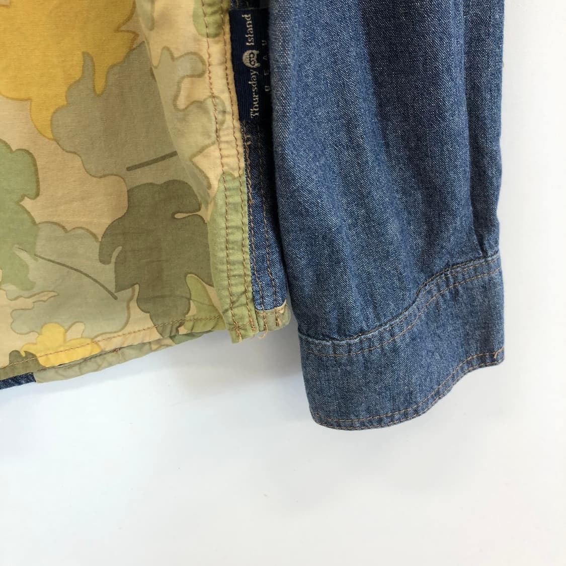 써스데이아일랜드 카모 데님셔츠 105 상품이미지3
