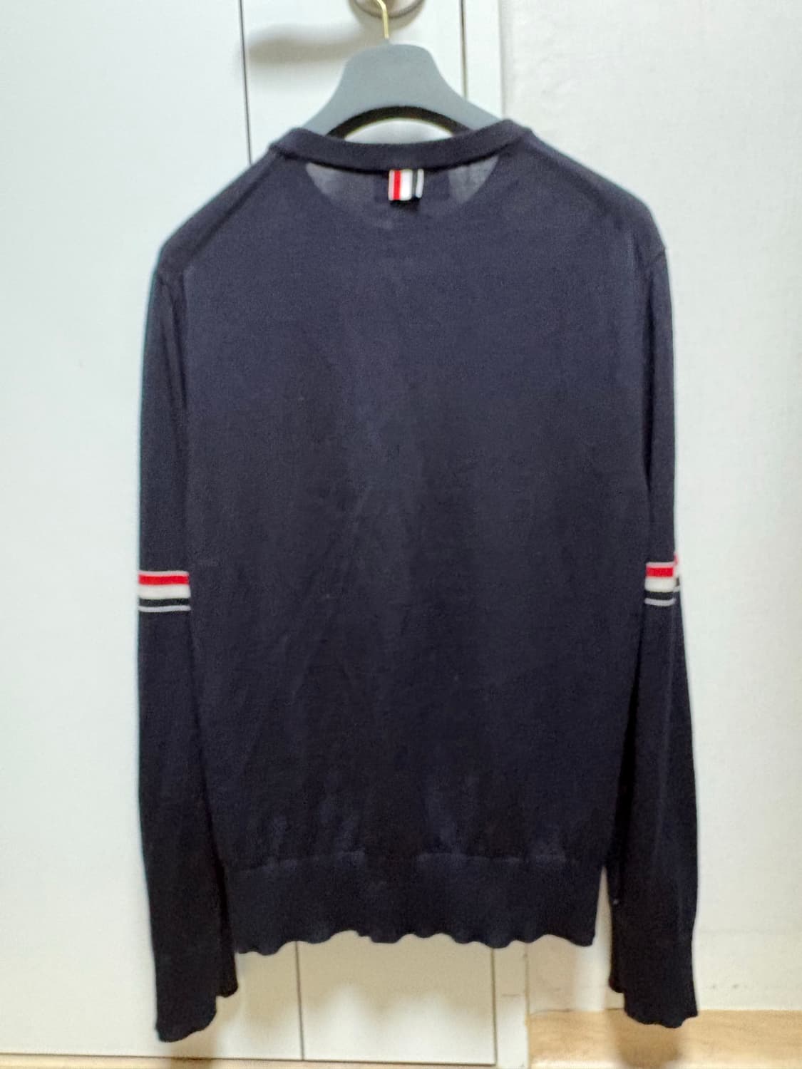 (새상품급, 5) 톰브라운 암밴드 니트 상품이미지2