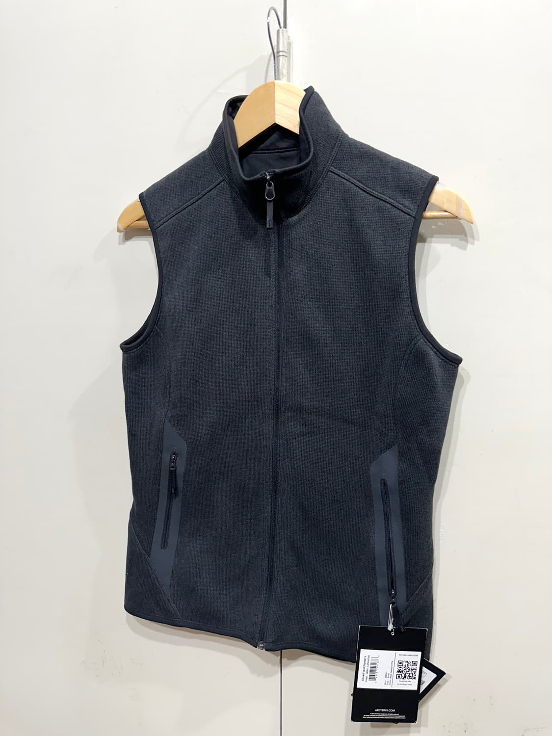 아크테릭스 우먼즈 커버트 베스트 상품이미지2