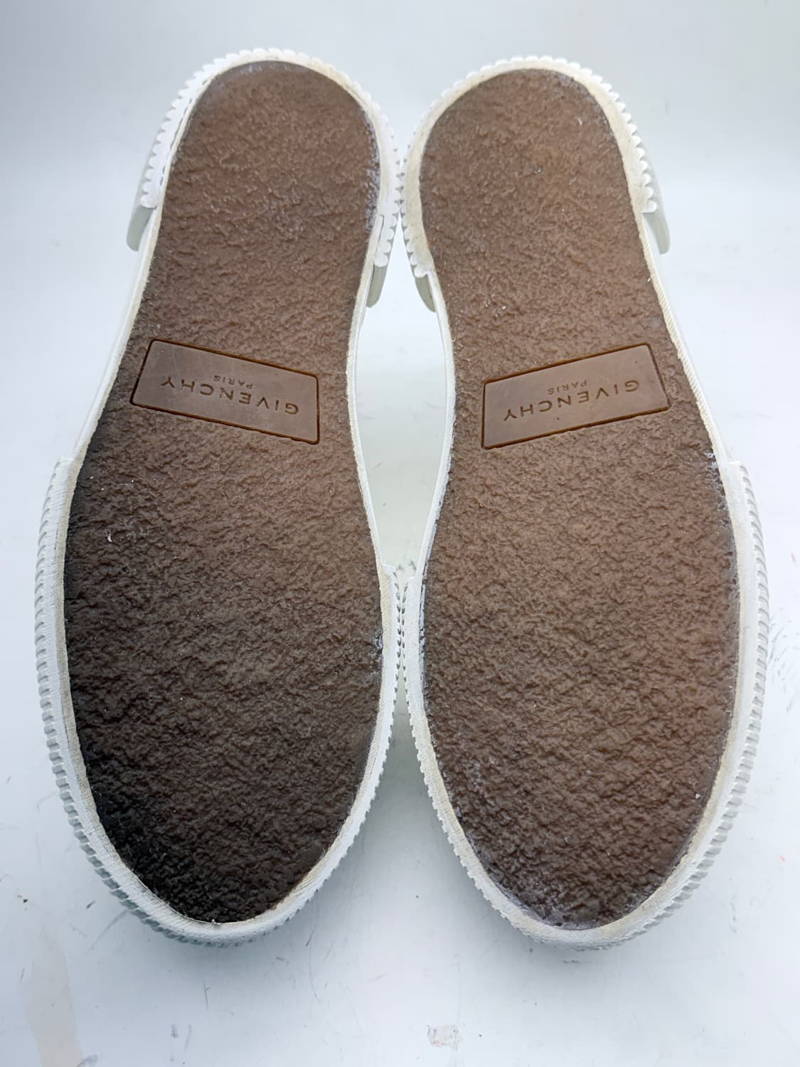 정품)지방시 스니커즈 255 상품이미지10