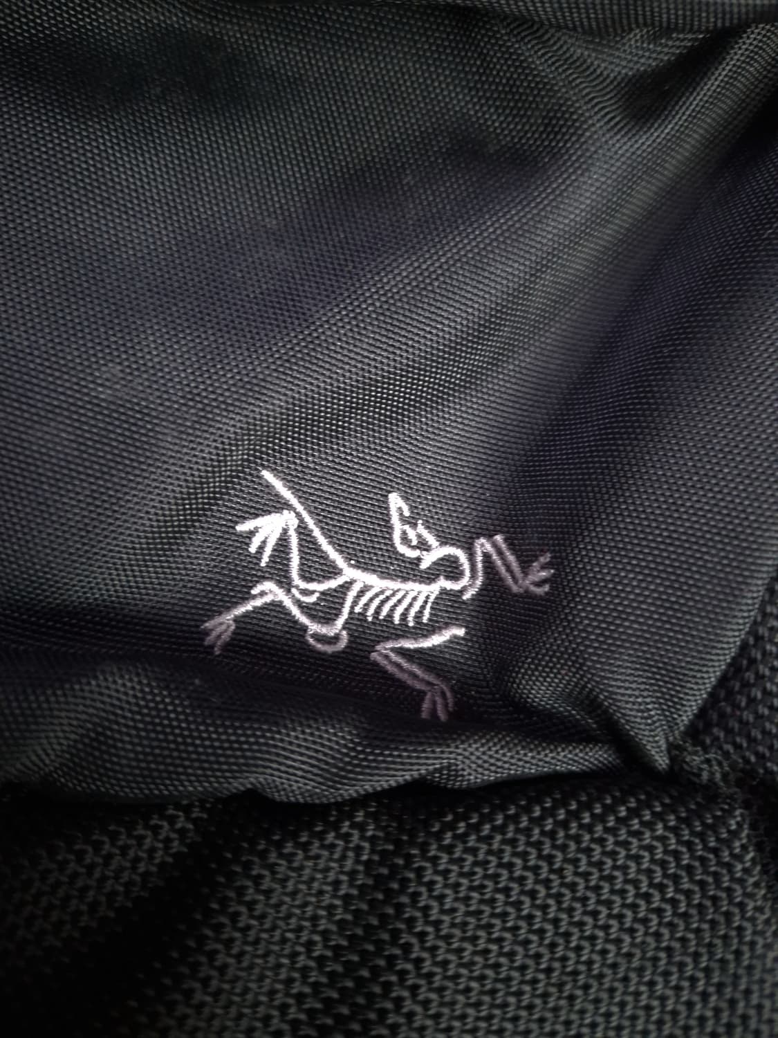 오리지날 아크테릭스 미스트랄 16 크로스백 상품이미지2