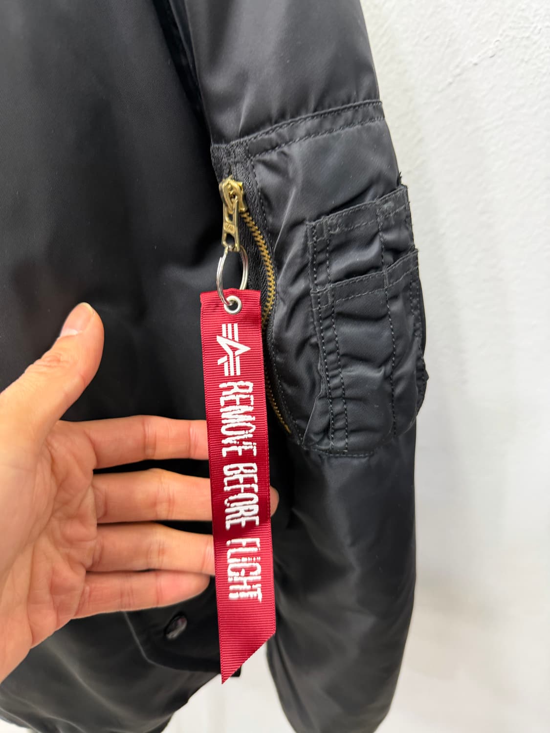 정품) 알파인더스트리 MA-1 블랙 항공점퍼 L 상품이미지4