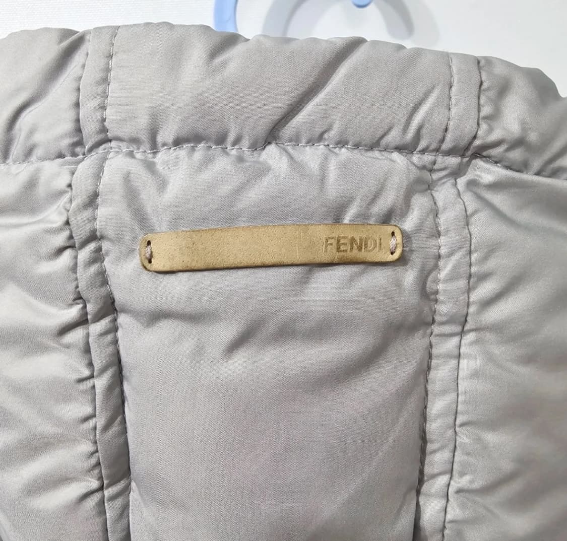 FENDI 펜디 키즈 구스다운 경량패딩 5~7세 상품이미지5