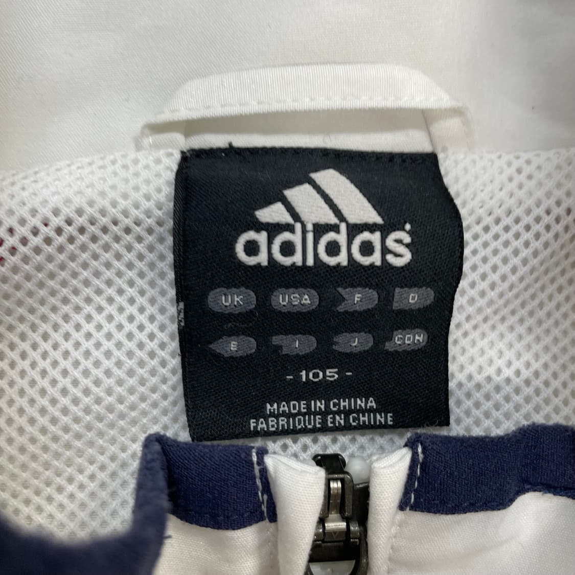 아디다스 바이에른뮌헨 바람막이 자켓 화이트 상품이미지3