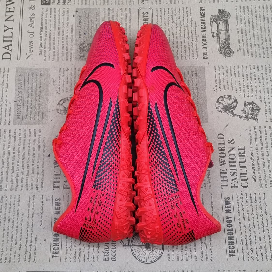 나이키 머큐리얼베이퍼13 아카데미TF235 상품이미지5