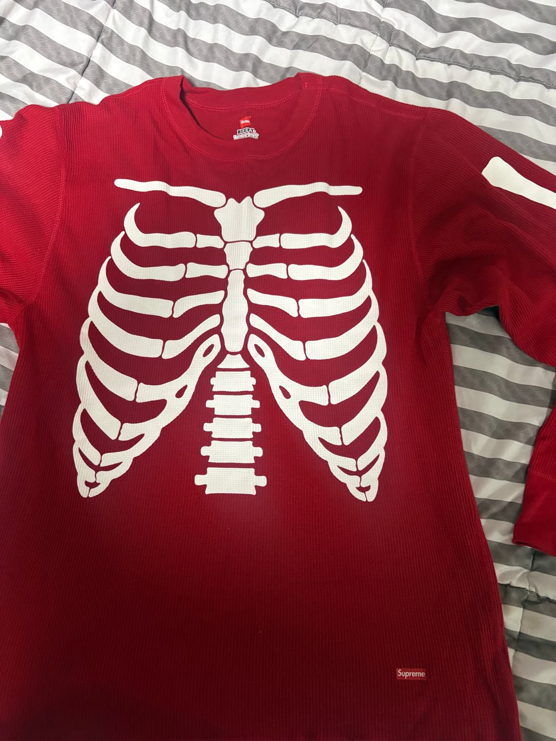 슈프림 헤인즈 본즈 써멀 롱슬리브 레드 XL 상품이미지1