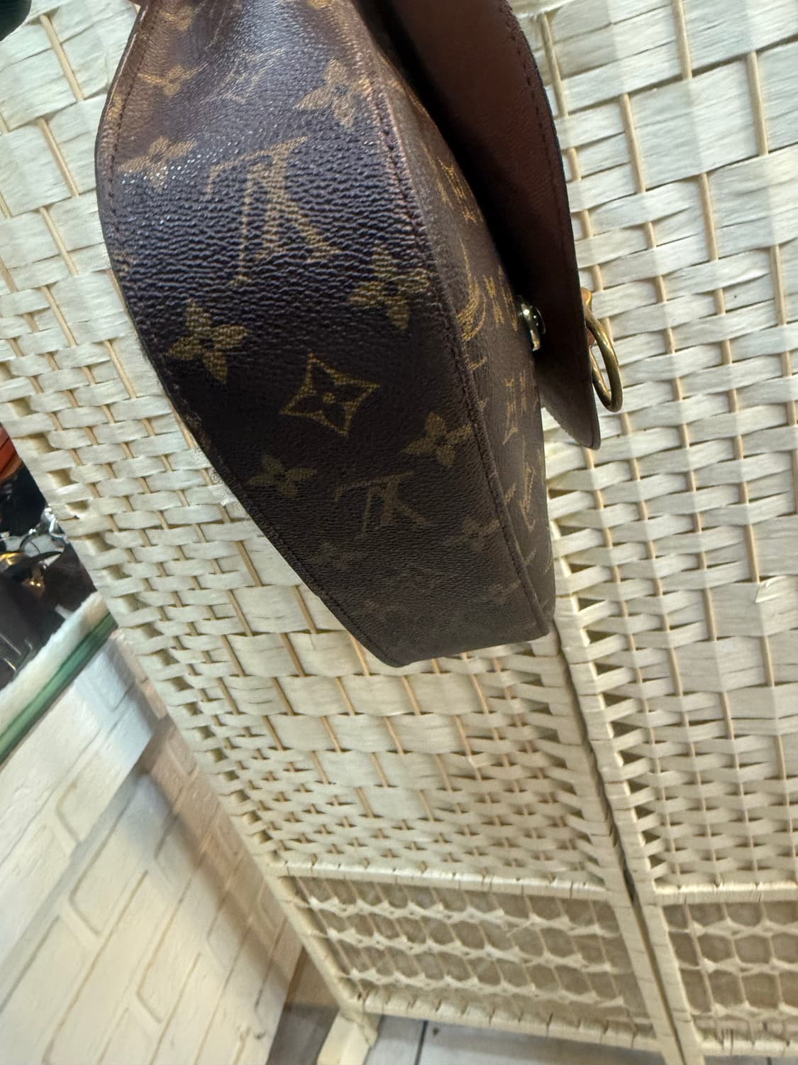 정품 루이비통 생클라우드 크로스백 팝니다 상품이미지6