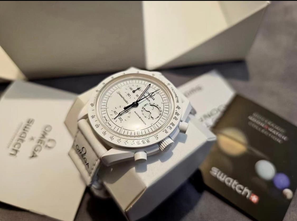 스와치 x 오메가 x 스누피 바이오세라믹 문스와치 미션 투 더 문페이스 상품이미지2