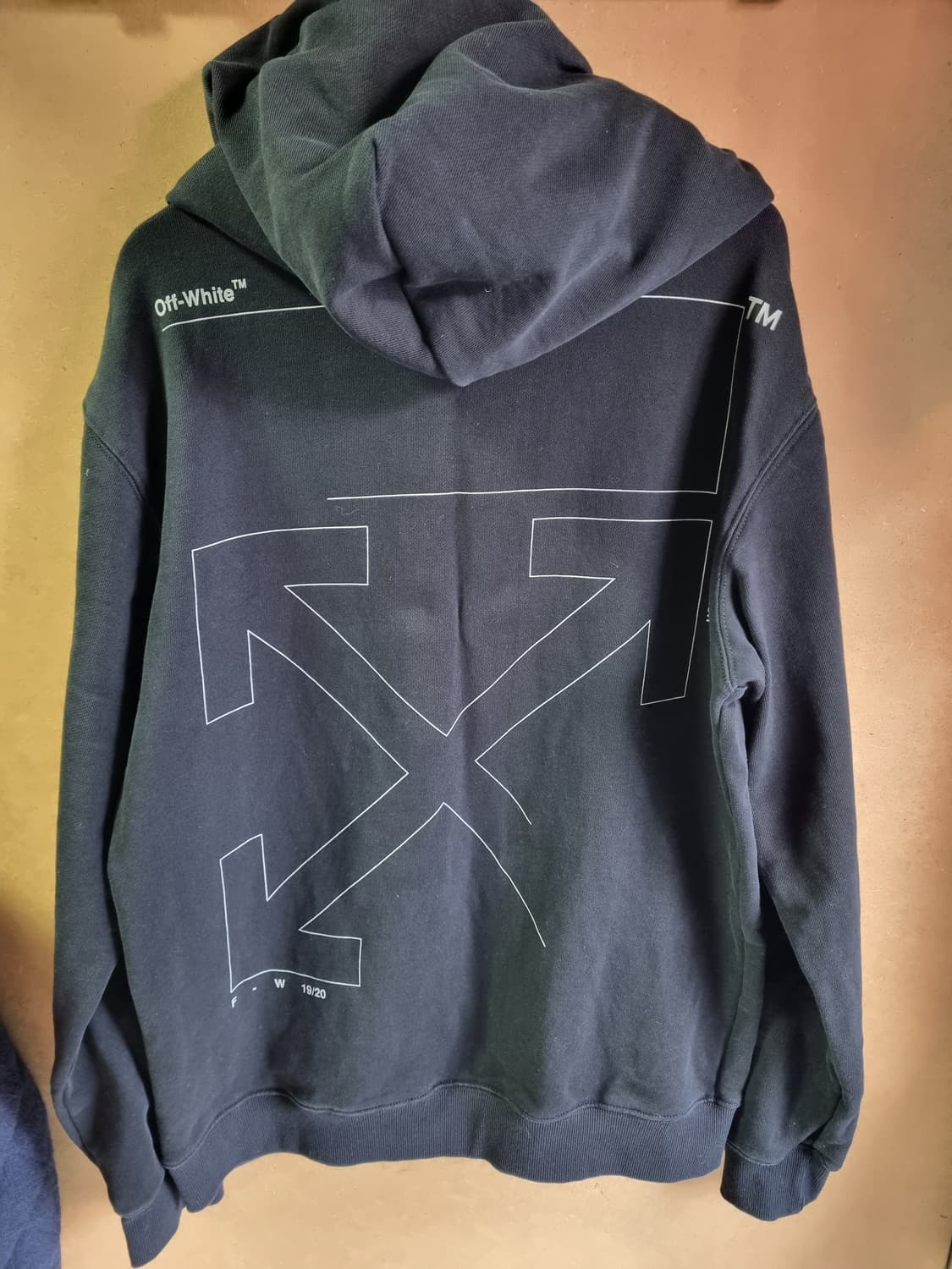 오프화이트 남성 후드티  상품이미지2