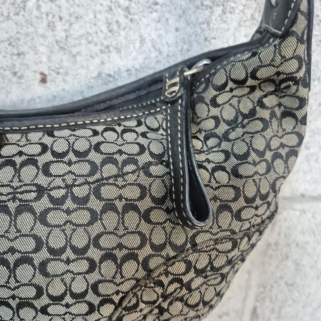 코치 시그니쳐 빈티지 호보백 상품이미지3