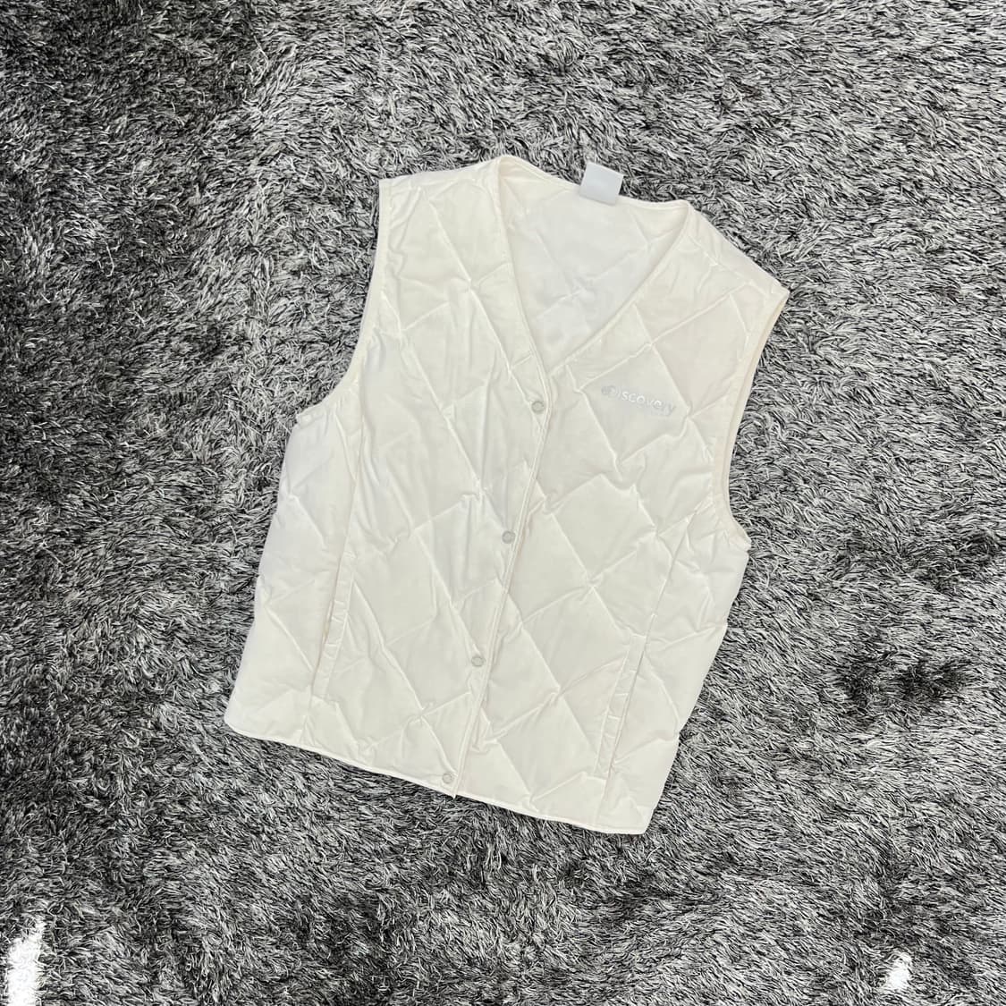 디스커버리 구스다운 경량패딩 베스트 (95) 상품이미지1