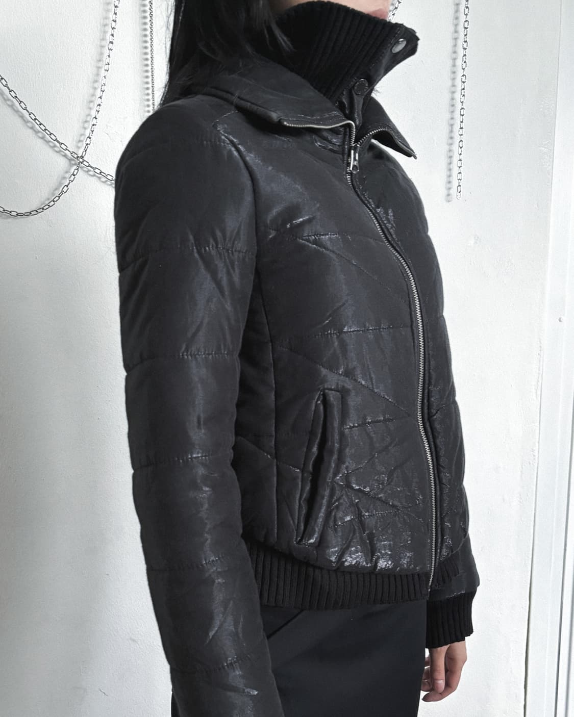 a/x 아르마니 익스체인지 하이넥 메탈릭쉬머 크롭 패딩 상품이미지3