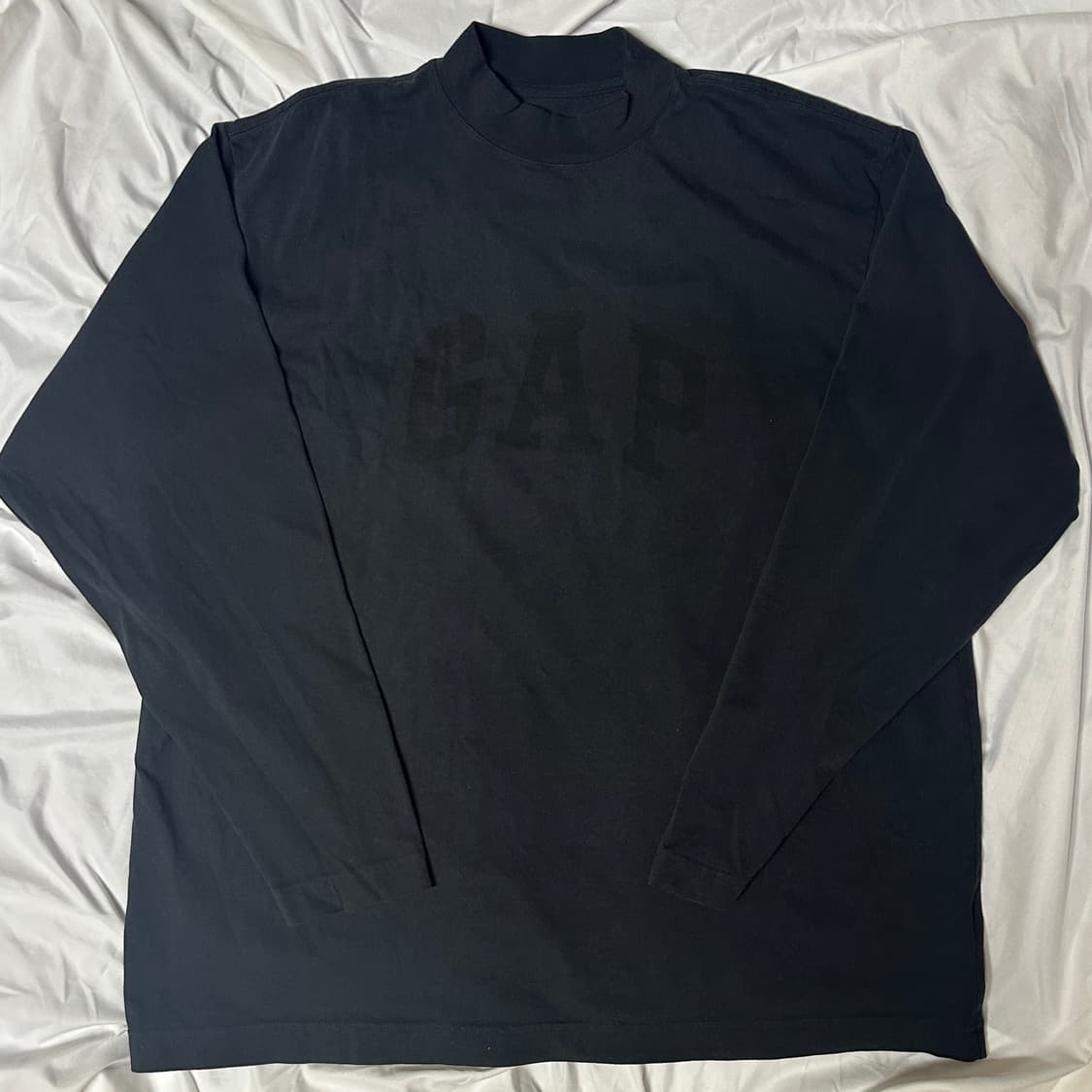 이지 갭 엔지니어드 바이 발렌시아가 도브 롱슬리브 상품이미지3