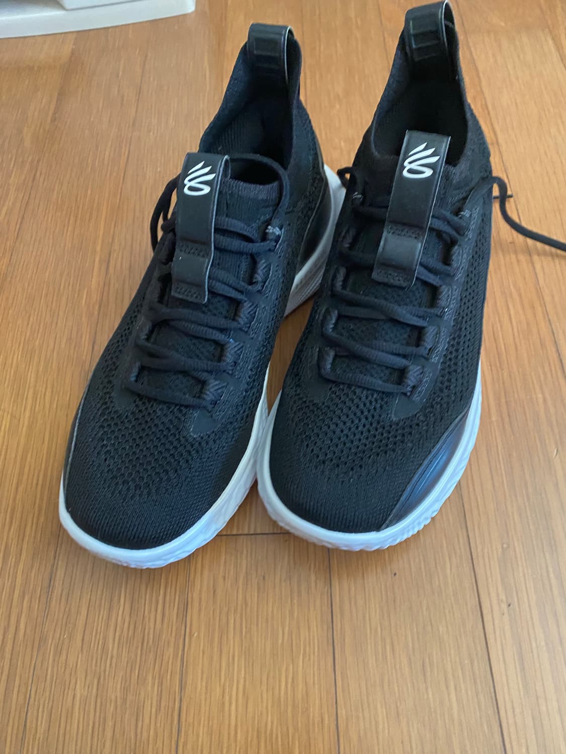 언더아머 커리8 블랙 260 상품이미지1