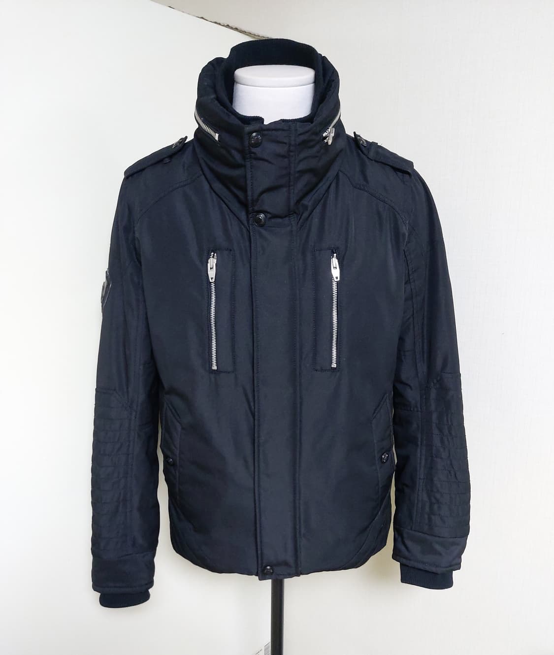 버커루 남성 덕다운 라이딩 점퍼 (XL)

 상품이미지1