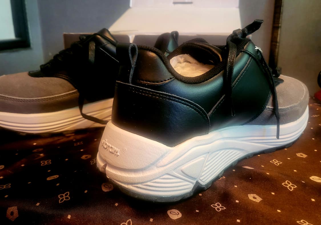 [ 택달린 새상품] 비브람 소가죽 티아이포맨   수입 신발 상품이미지5