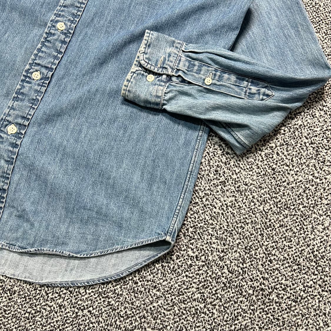 폴로 랄프로렌(POLO RalphLauren) 샴브레이 데님 셔츠 상품이미지4