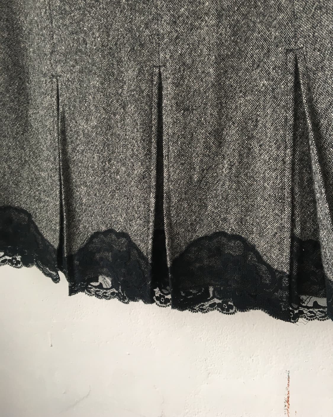 Lace trimming pleats skirt 상품이미지3