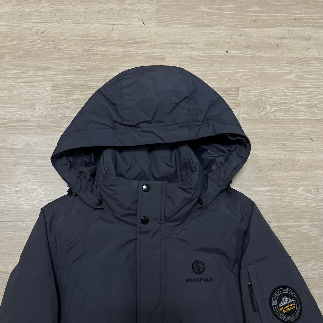 빈폴 아웃도어 여성 덕다운 후드 패딩 점퍼 [차콜] XS/85 상품이미지2