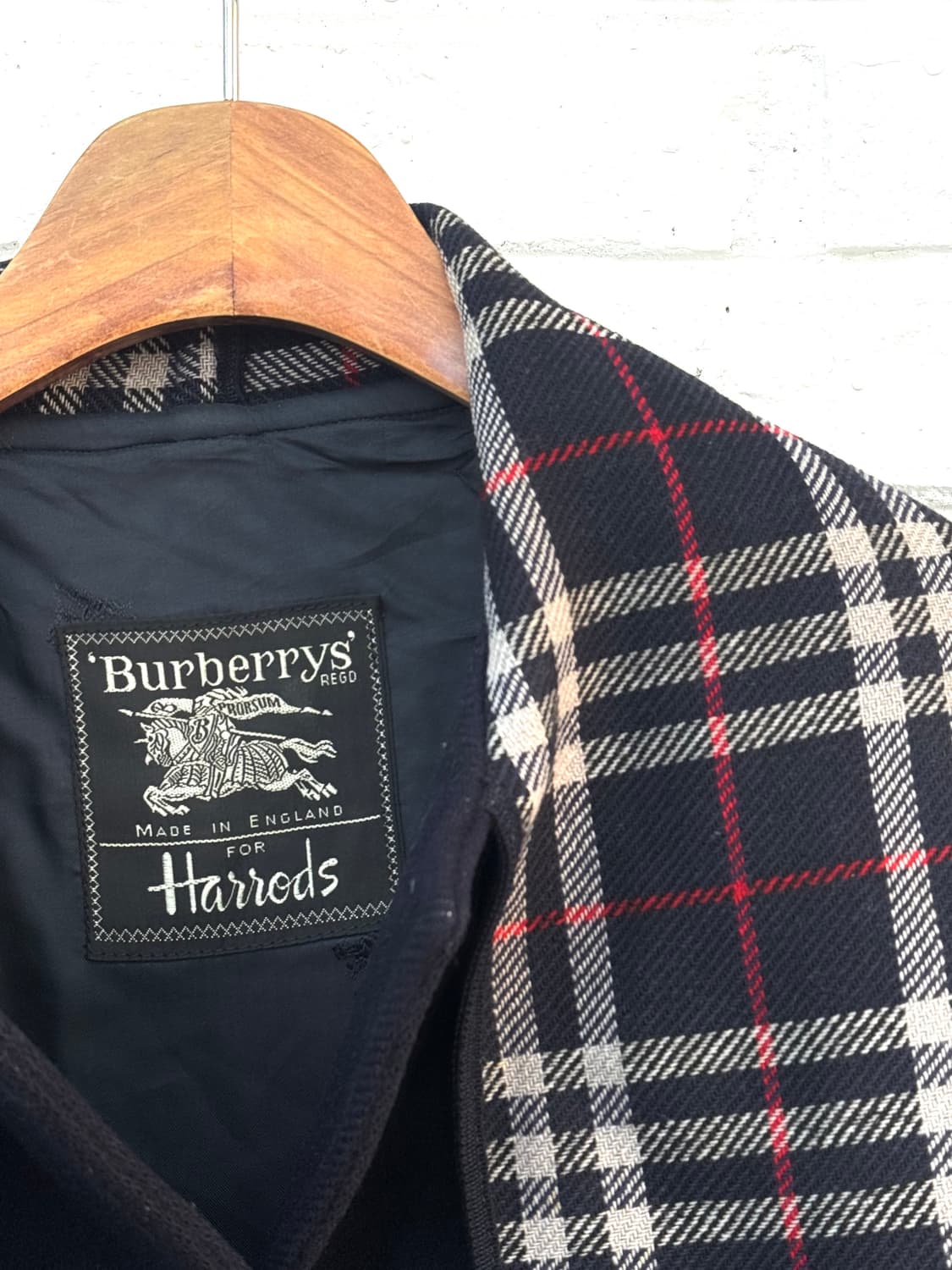 버버리 네이비 체크 울 케이프 코트 상품이미지3