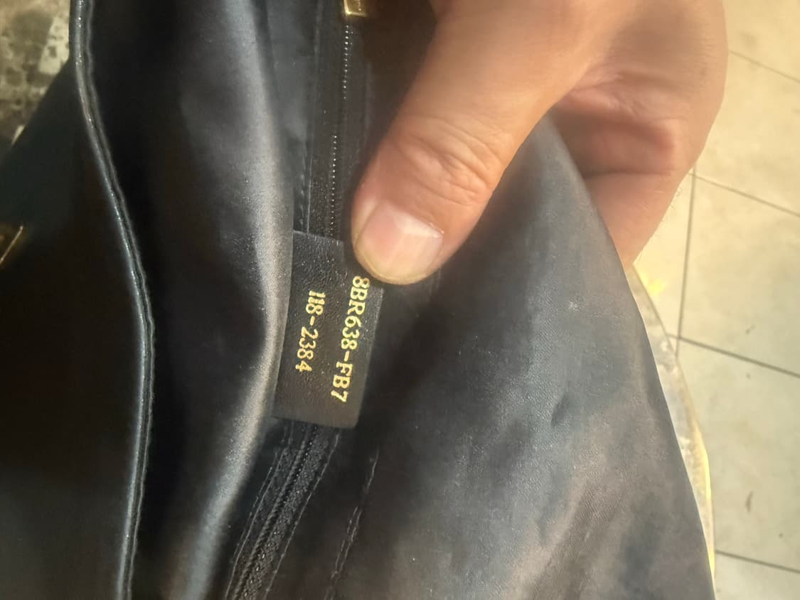 정품 펜디 마마 포에버 숄더백 팝니다 상품이미지8