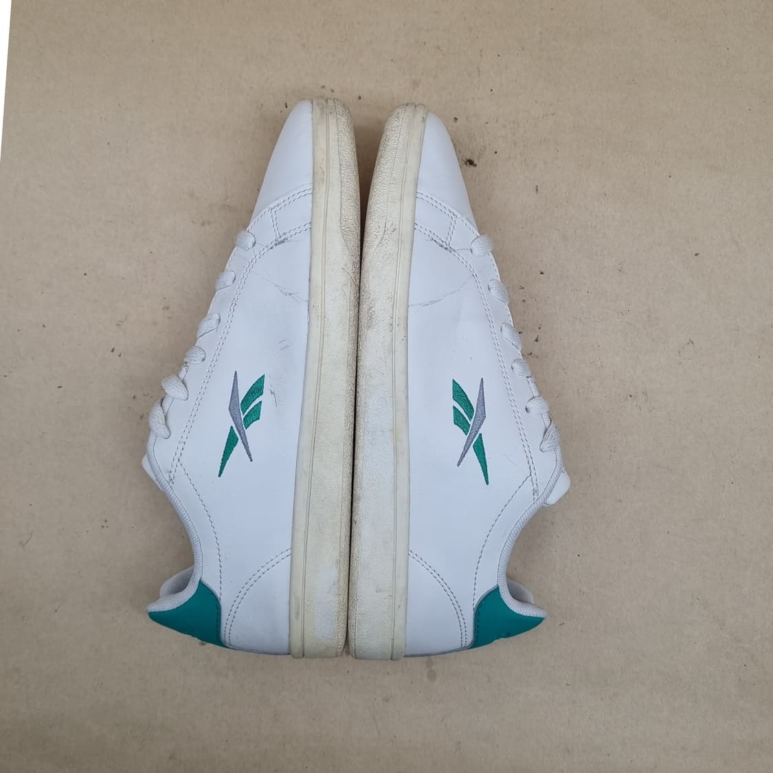 리복 로얄 컴플리트 여성스니커즈 240 상품이미지5