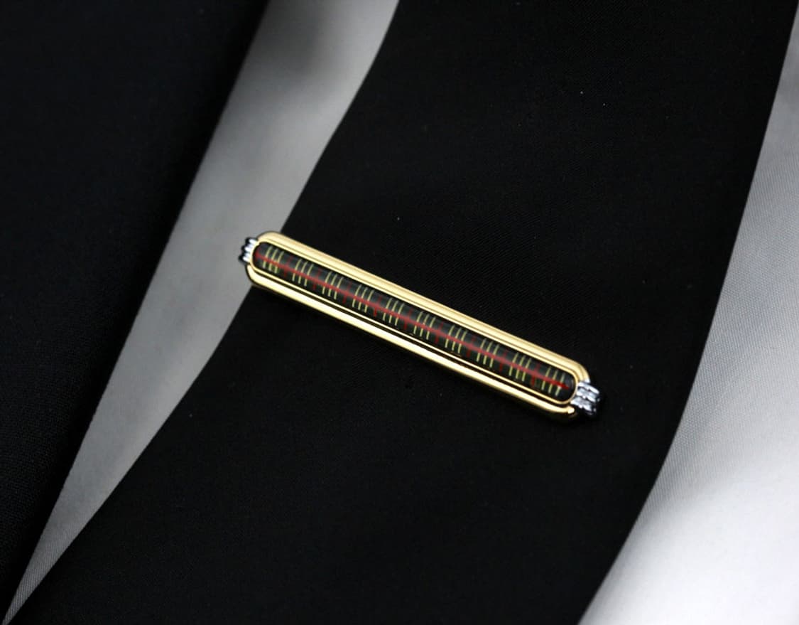 버버리 A,A-등급 5.8cm 체크패턴 남자 명품 넥타이핀 상품이미지8