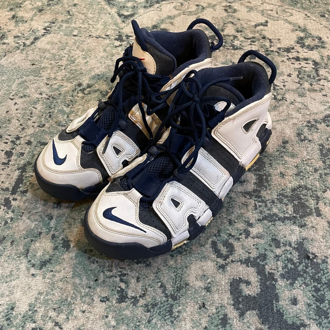 Nike Uptempo 상품이미지2