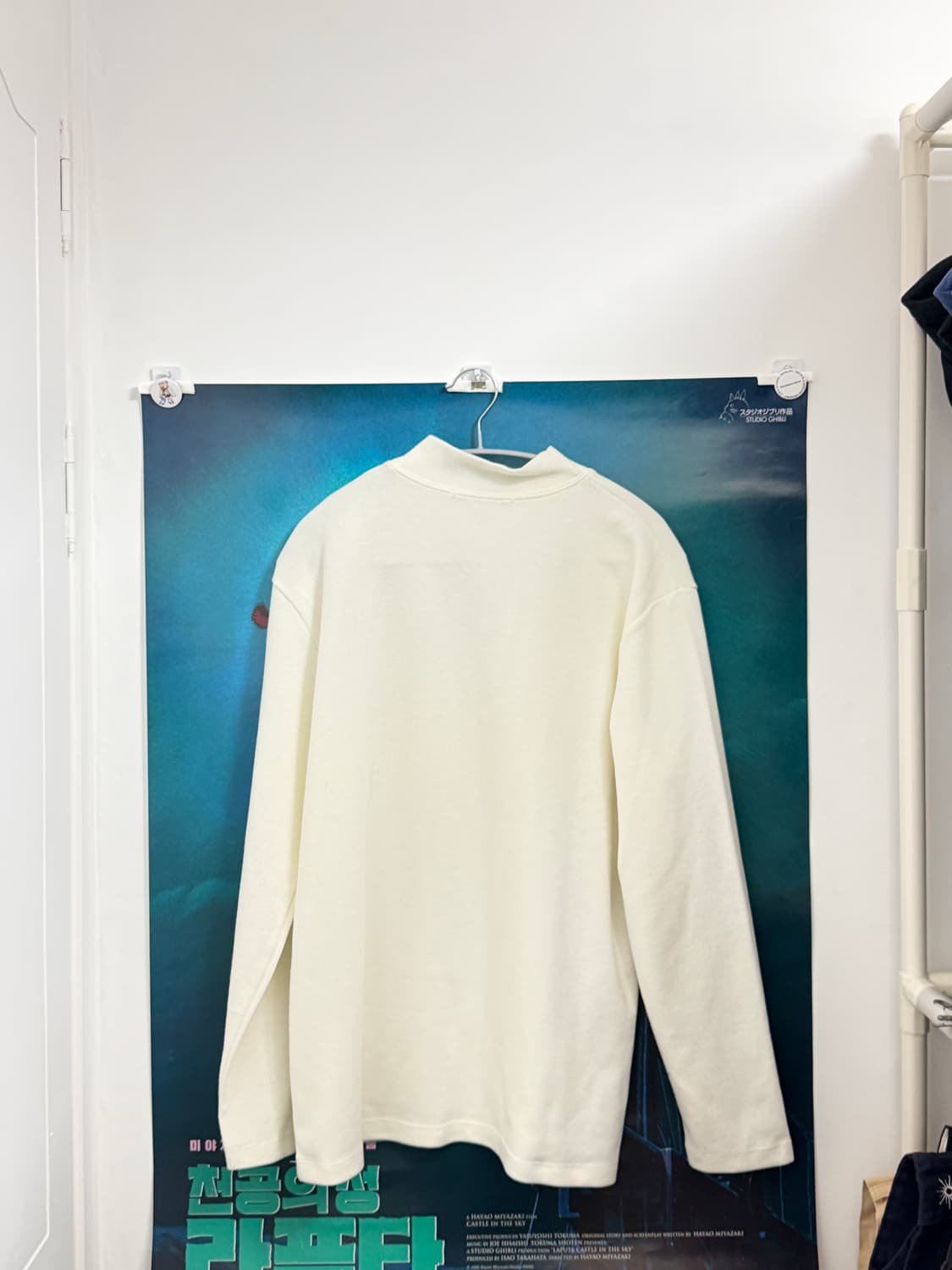 수아레 / 수아레 터틀넥 니트 / 1+1으로 드립니다( 블랙&화이트) 상품이미지5