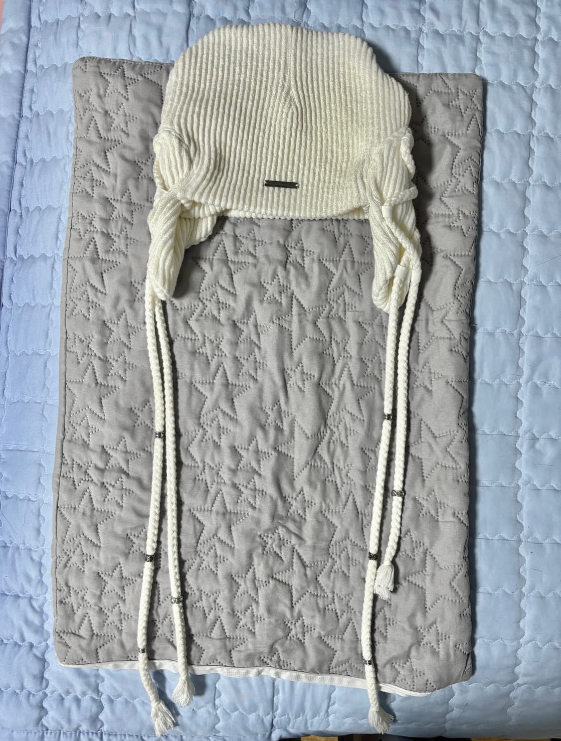 정도 이어플랩 비니 화이트 EARFLAP DRAG BEANIE WHITE 상품이미지2