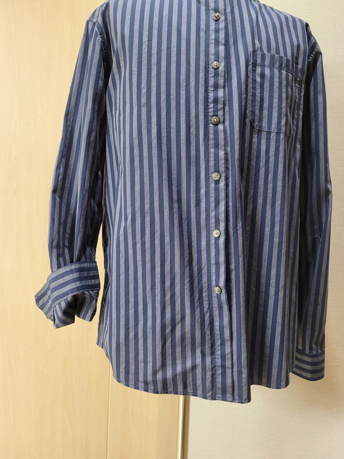 스파오 SPAO 남자 스트라이프 헨리넥 셔츠 110 네이비 상품이미지3