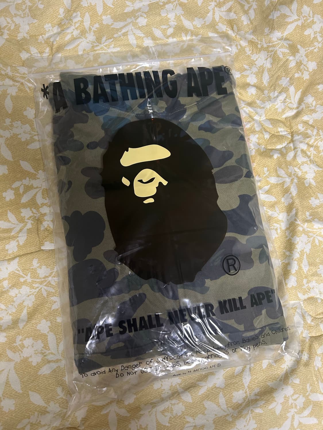 [M] 베이프 퍼스트 카모 샤크 풀 집 후드 아미 그린 상품이미지3