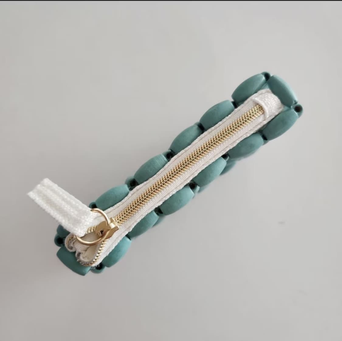 미우미우 비즈 카드지갑 상품이미지2