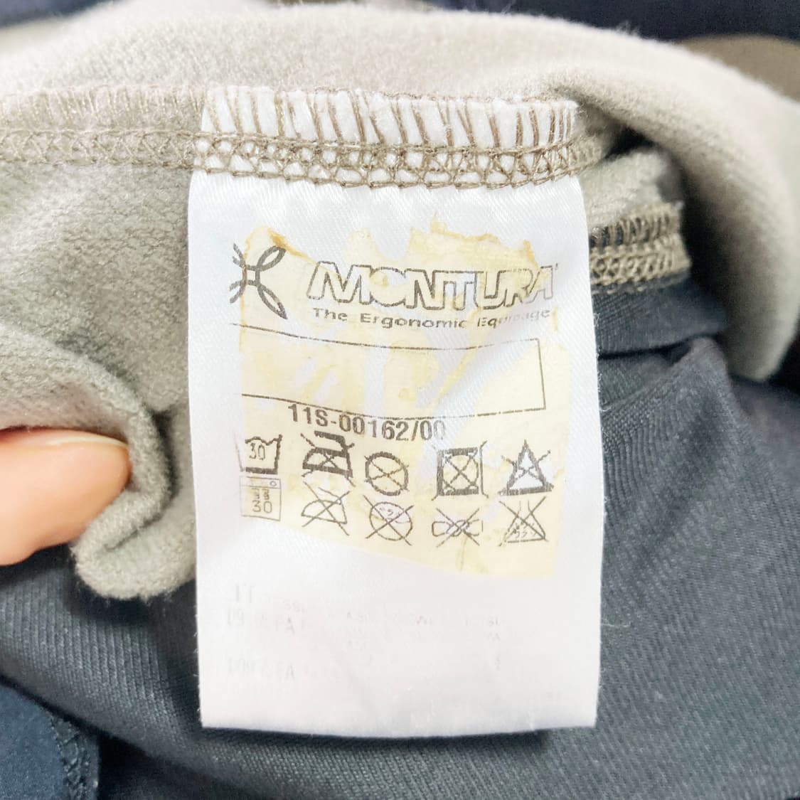 몬츄라 정품 여성후드집업 M  상품이미지5