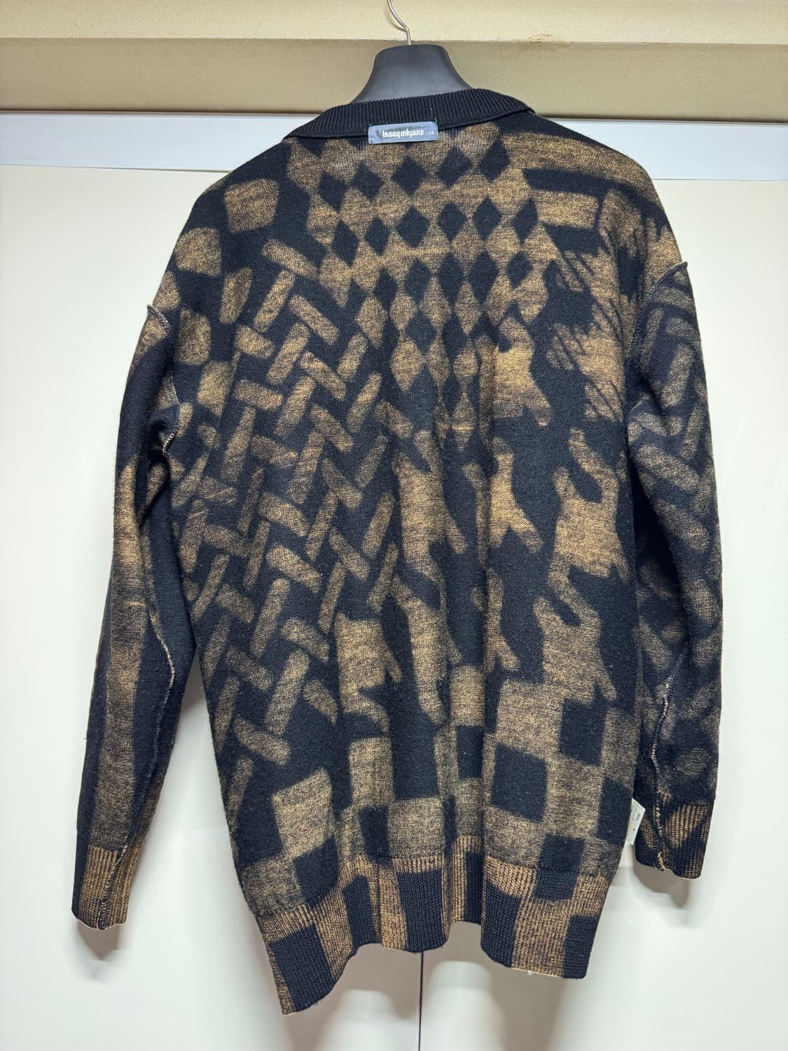 이세이미야케 1986 인타르시아 니트 상품이미지4