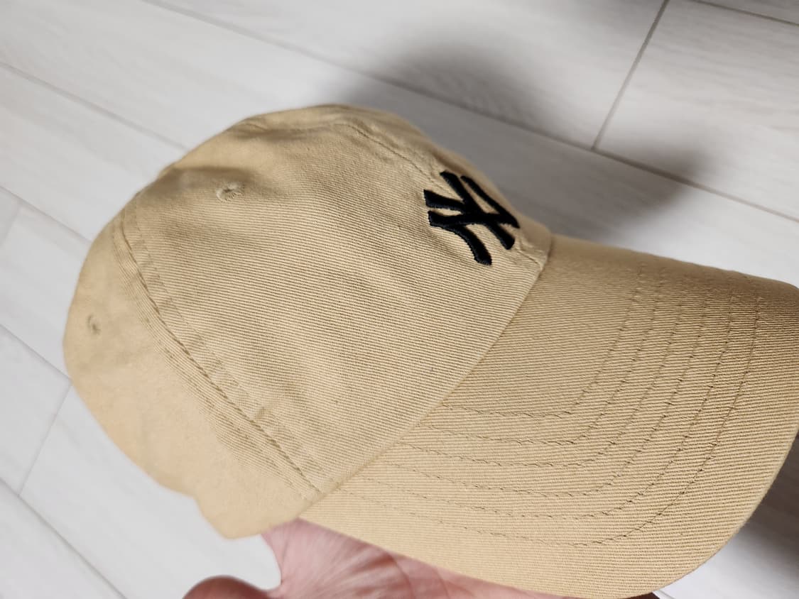 MLB 메가베어 볼캡 프리사이즈

오염 하자없이 깨끗해요^^

세탁해뒀어 상품이미지4