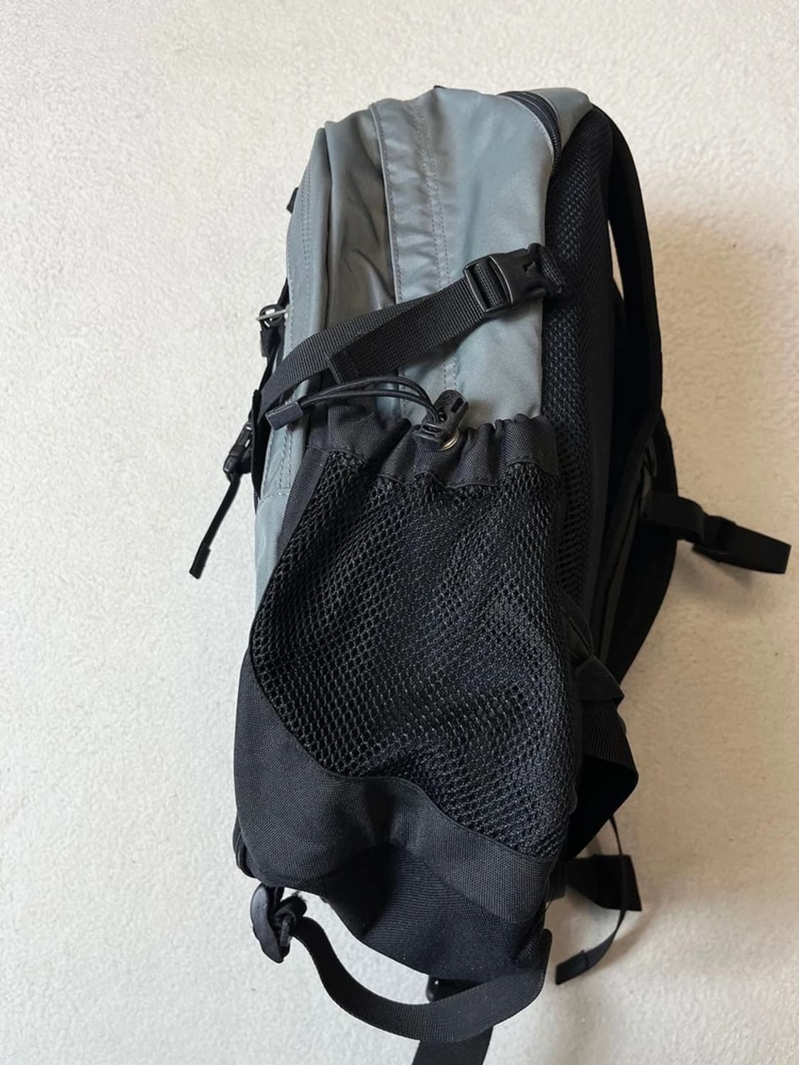 노스페이스 고프코어 Surge 백팩 A1859 상품이미지4