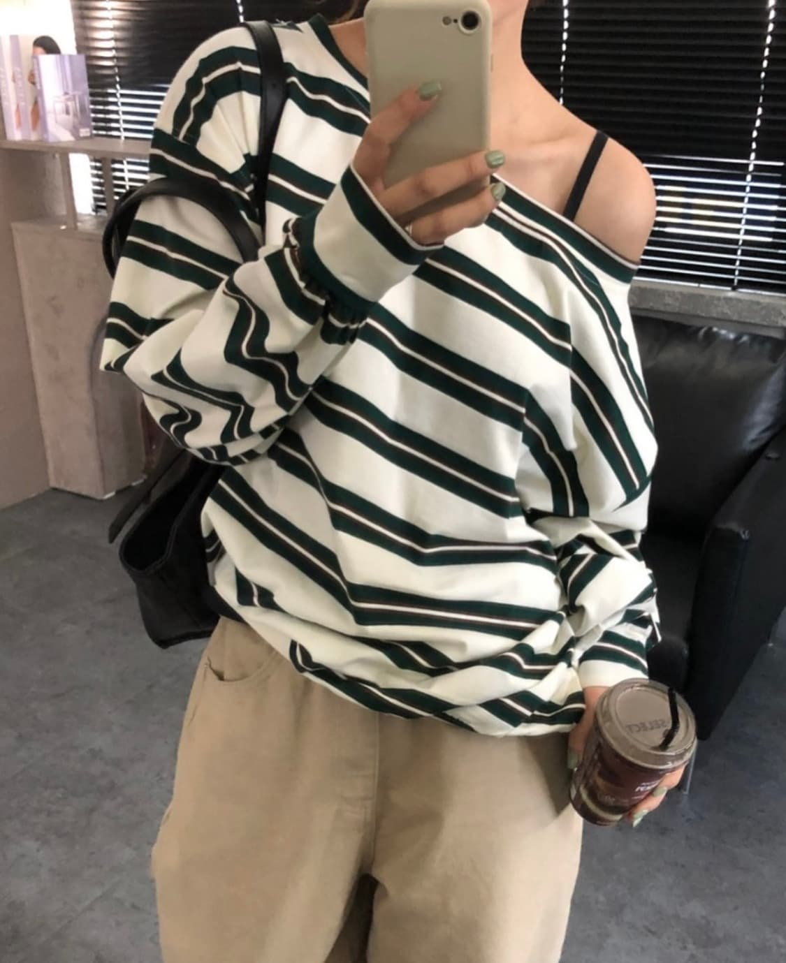 (새상품) 데이도어 단가라 보트넥 티 상품이미지9