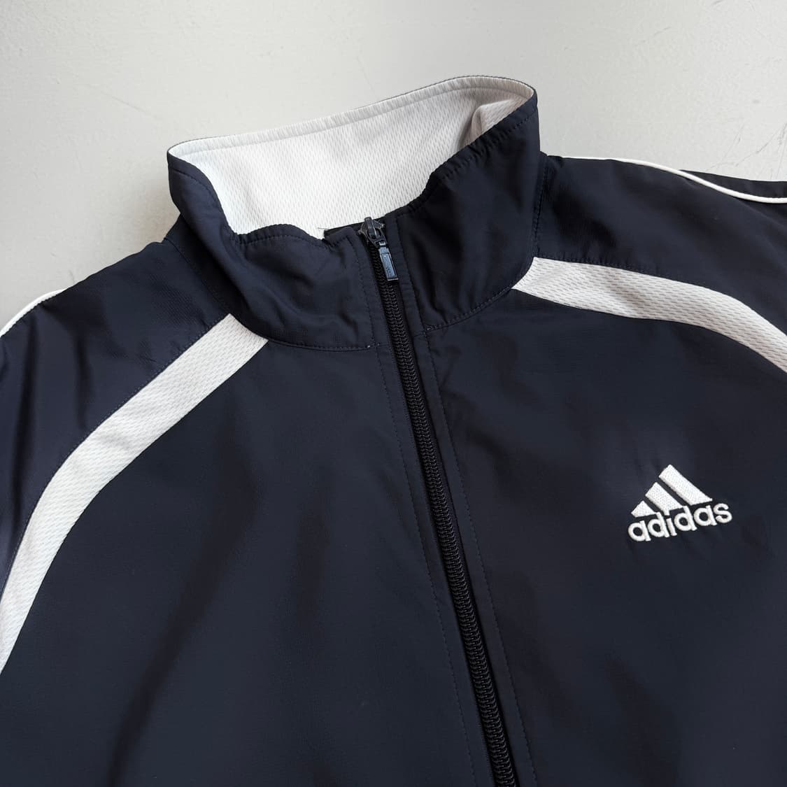 아디다스 00s 제팬 올드스쿨 바람막이 자켓 상품이미지3
