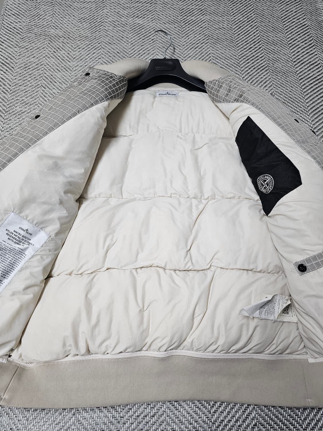 스톤아일랜드 MACRO RIPSTOP NYLON METAL DOWN-TC 상품이미지7