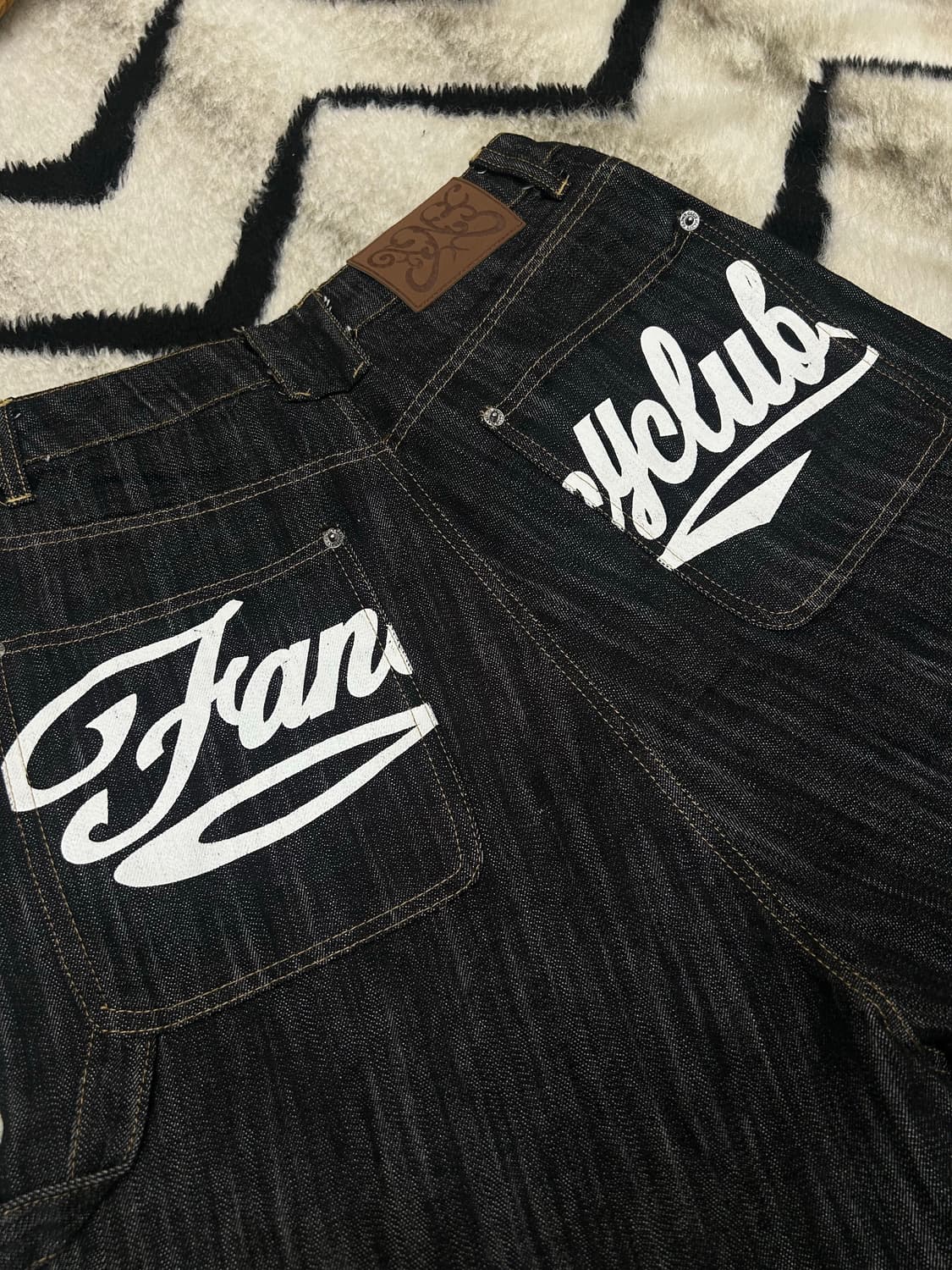 [1]팬시클럽 카펜더 레터링 와이드 데님 팬츠 상품이미지1