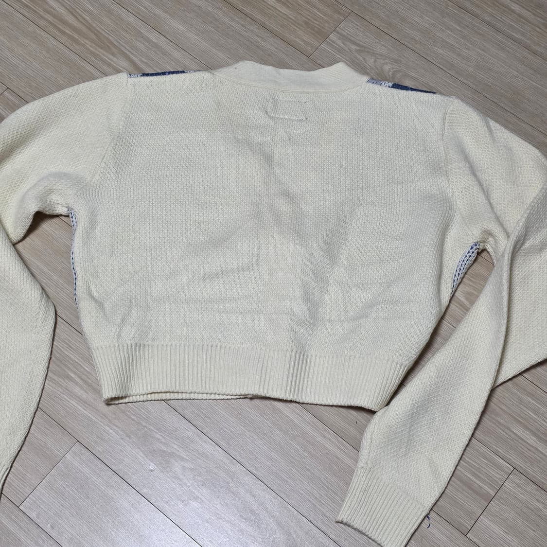 chuck) 무신사 시그니처 아가일 크롭 아이보리 크림 로맨틱빈티지가디건 상품이미지4