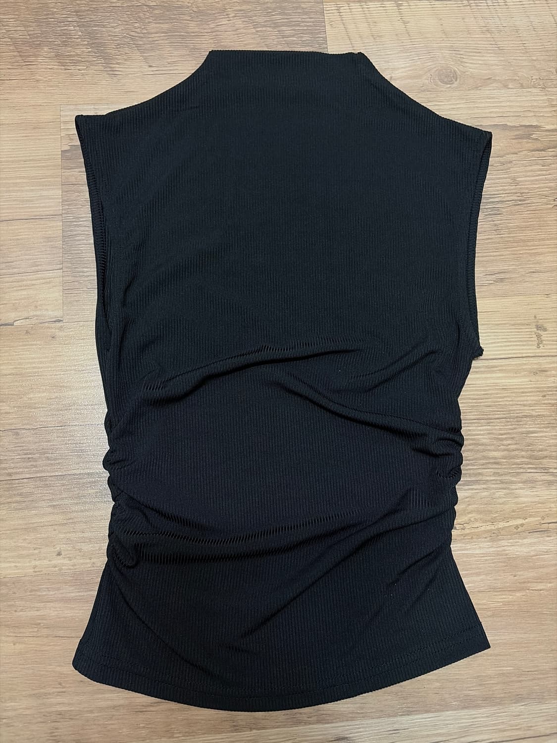 Cider black sleeveless top 블랙 슬리브리스 탑 상품이미지1