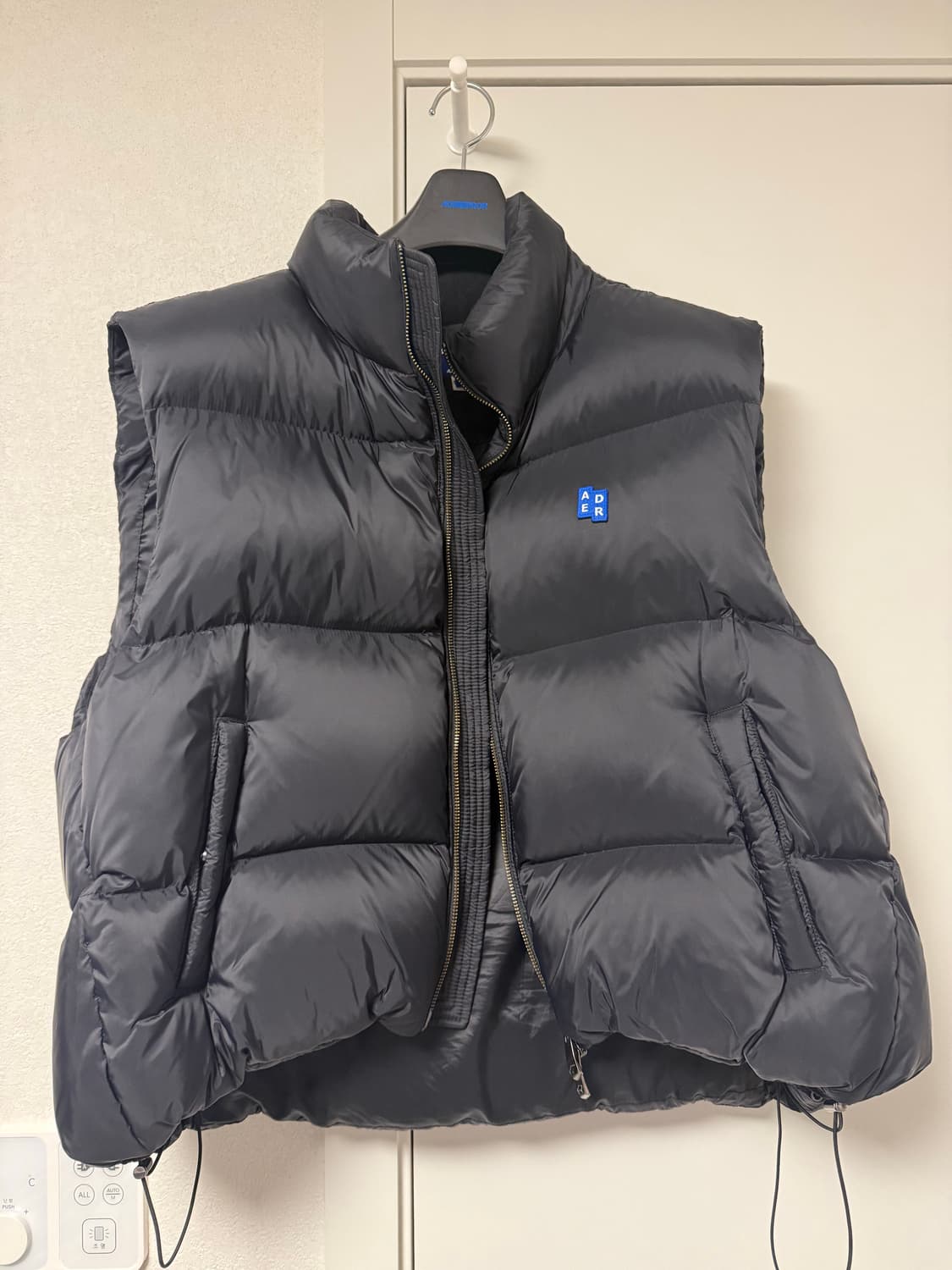 아더에러 패딩 조끼 puffer Vest 새상품 상품이미지2