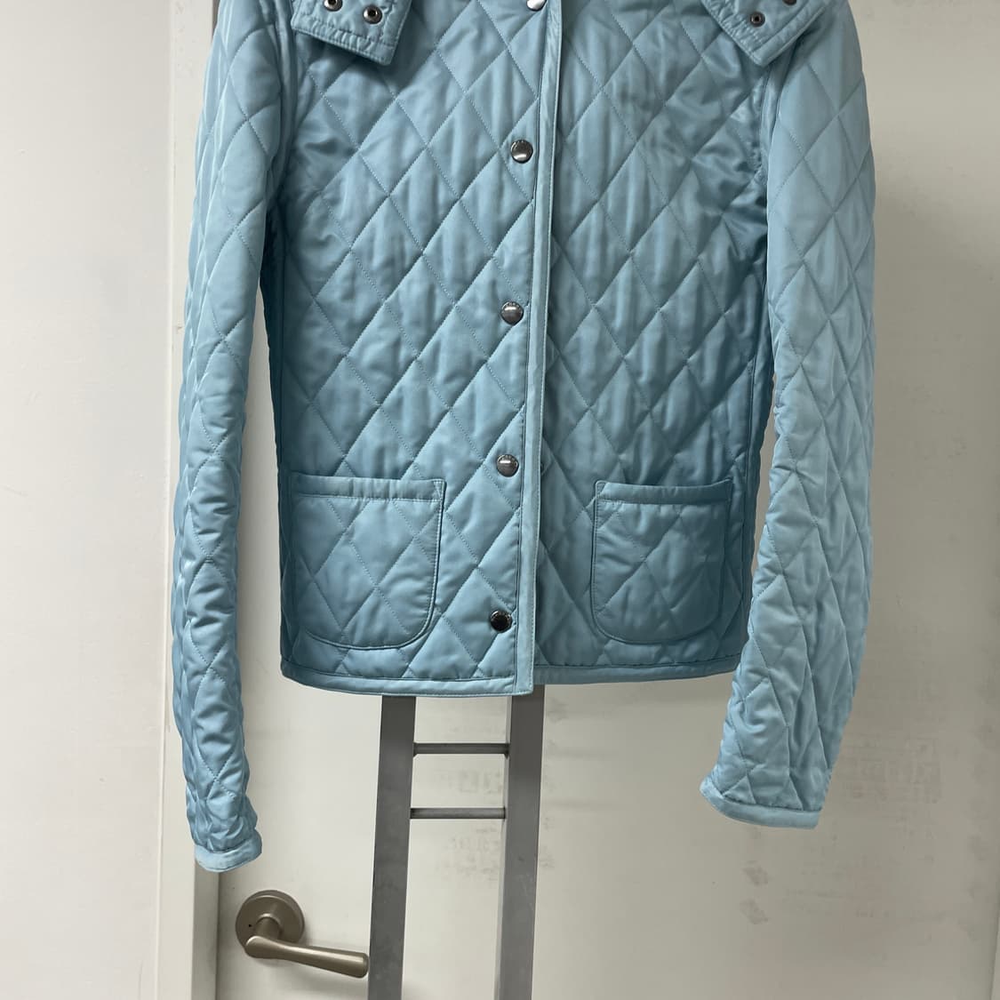 버버리 퀄팅 후드 자켓 블루 06(W)  상품이미지3